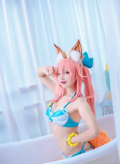 ass蒙古野外裸体pics_90分钟无删减全集在线手机观看