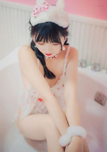 少妇又紧又黄又刺激的视频三级_超前点播在线观看完整版