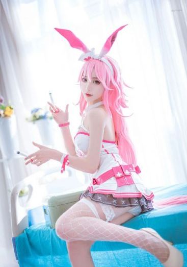 《三级黄艳床上祼体式看乳》_电影天堂全集在线观看播放