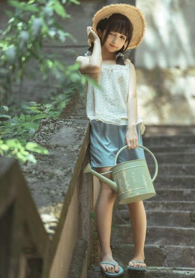 99re观看_午夜剧场无删减90分钟观看