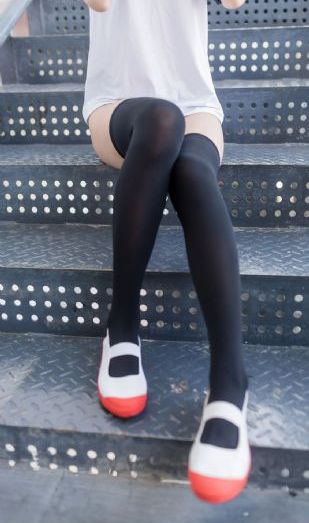 日本AV胸器女王_迅雷免费动漫免费观看