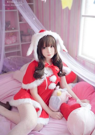 被催眠调教的少妇_VR成人在线观看免费