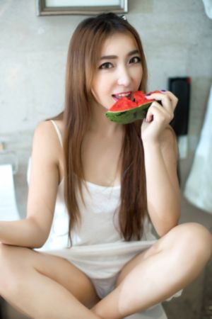 美女360度裸体无遮挡图片_BD高清成长在线视频免费观看