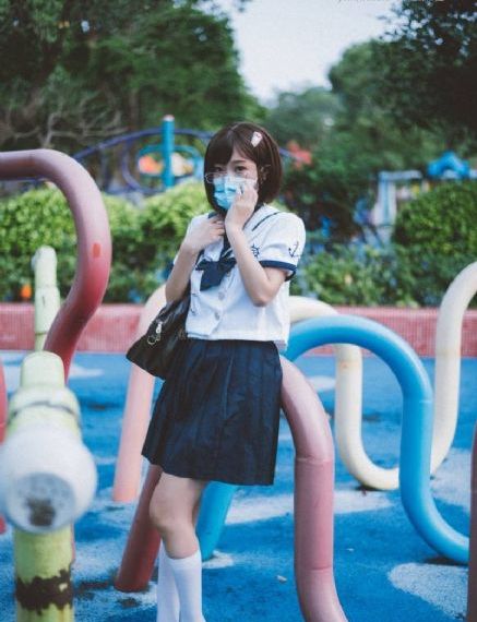 《免费又黄又爽1000禁片乳》_迅雷极速版免费在线观看