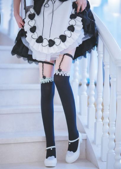 被两个男人一块玩乳头的感觉小说_不卡美剧在线手机观看