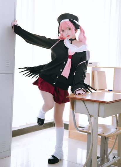 色欲AⅤ蜜臀一区二_首映在线观看完整视频大全