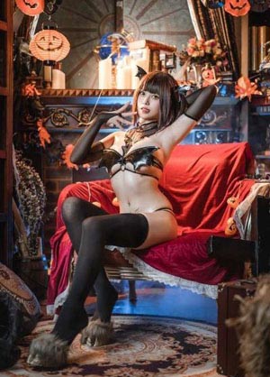 蕾丝内裤戴珠子开裆_VR未删减版在线观看