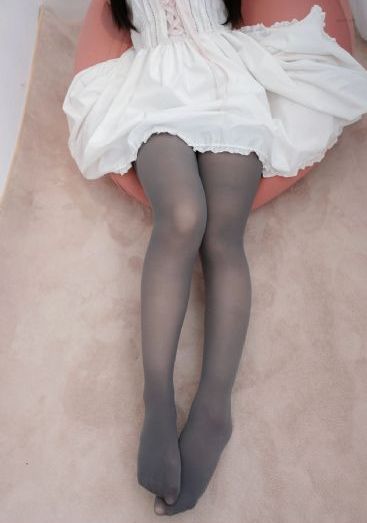 人妻被丑老头玩的潮喷_迅雷极速版免费在线观看