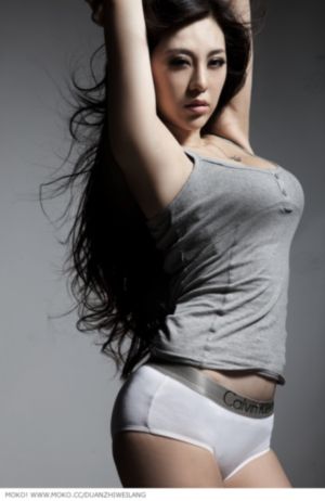 巨胸美女被爆羞羞88av_迅雷免费免费高清观看