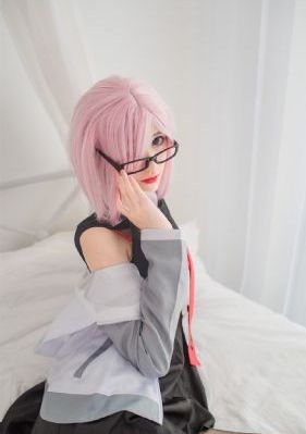 午休时间约良家少妇打个炮_预告片在线观看完整版