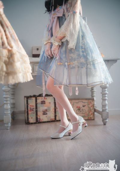 团鬼六红蔷薇夫人_无限资源免费手机观看