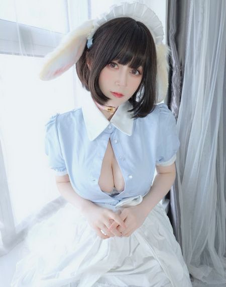 女王様の拘束M男饮尿AV_清晰版全集在线观看播放