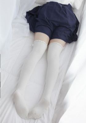 eJ浪漫的早晨湿漉漉的阴道1_神马搜索免费观看高清版