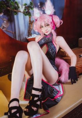 男女一边摸一边做爽爽电视_全集无删减版独家试爱免费观看视频