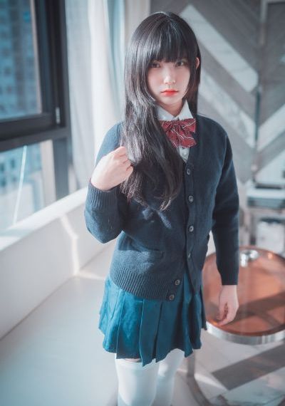 被蹂躏吃奶的女囚BD_百度视频下载免费国语在线观看