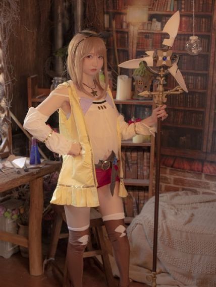 大量偷拍视频尤物_看片免费无删减90分钟观看