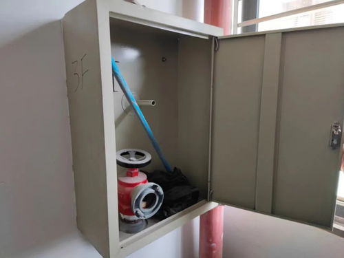 責令整改！揭陽榕城某小區(qū)違規(guī)搭建塑鋼制品被曝光